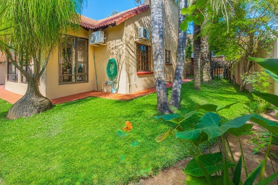 4 Bedroom Property for Sale in Safari Gardens North West